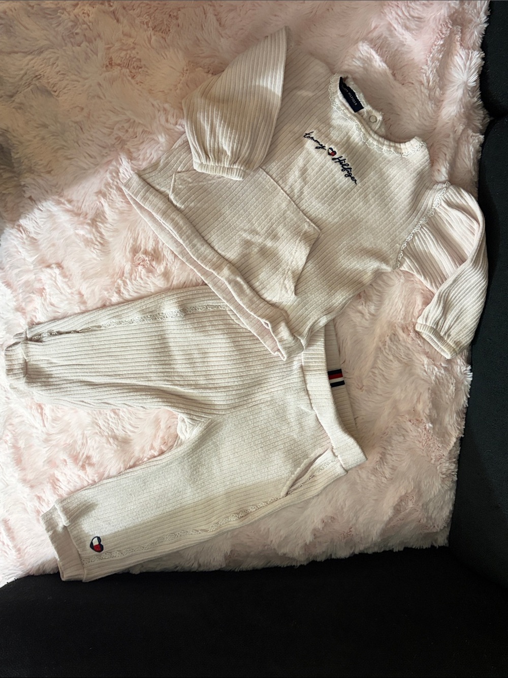 Tommy Hilfiger Cream Ribbed Girls' Jogger Set with Logo